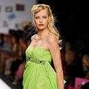 Milan Fashion Week. ENRICO COVERI. Spring / Summer 2008