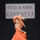    . Olga & Anna Kameneva