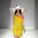 Japan Fashion Week. RITSUKO SHIRAHAMA - Spring-summer 2008